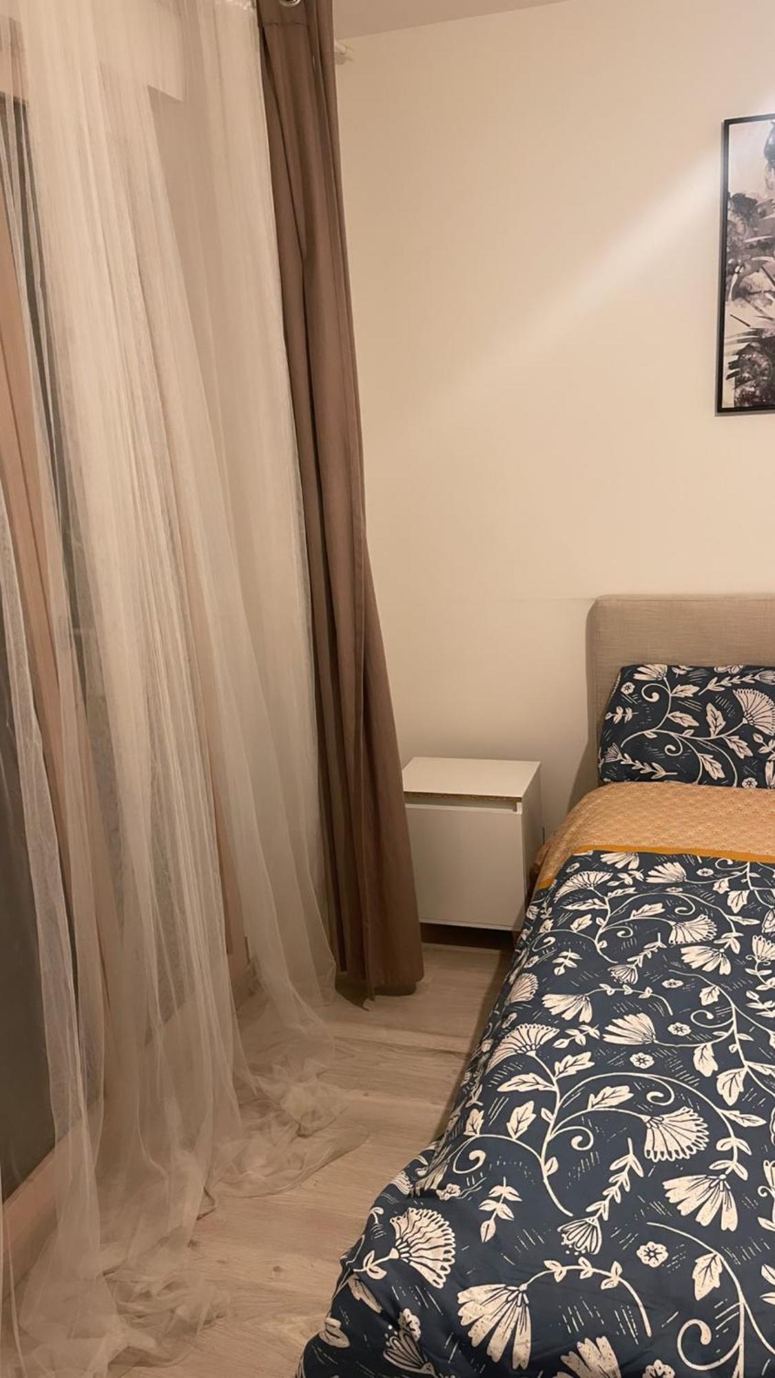 Appartement Cosy Et Bien Equipe Nanterre Eksteriør bilde